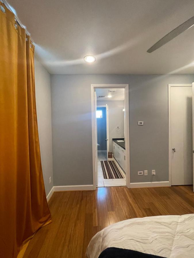 N-E-G Skai Midtown Of Houston Villa Dış mekan fotoğraf