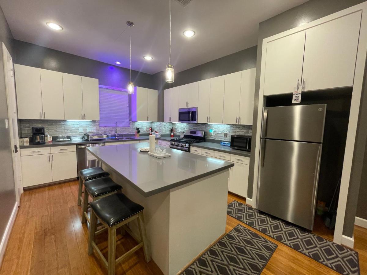 N-E-G Skai Midtown Of Houston Villa Dış mekan fotoğraf