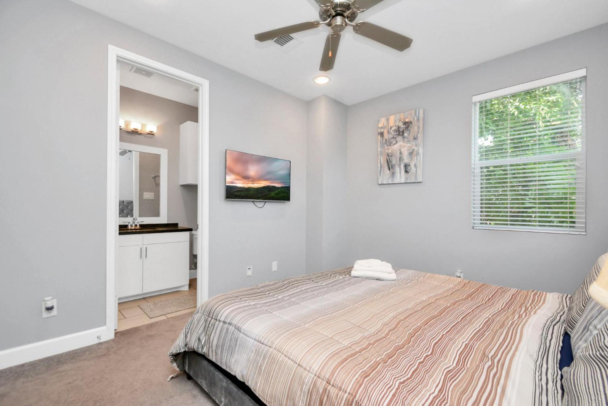 N-E-G Skai Midtown Of Houston Villa Dış mekan fotoğraf